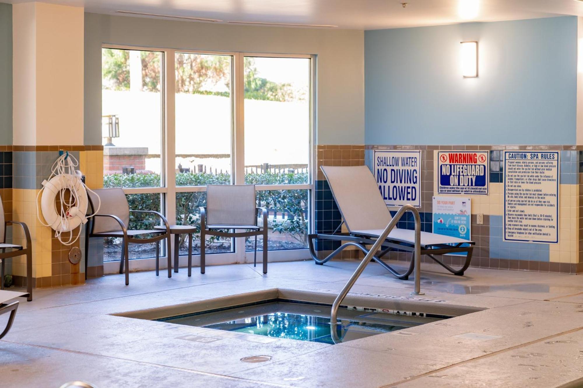 Express Southwest By Ihg Hotel Raleigh