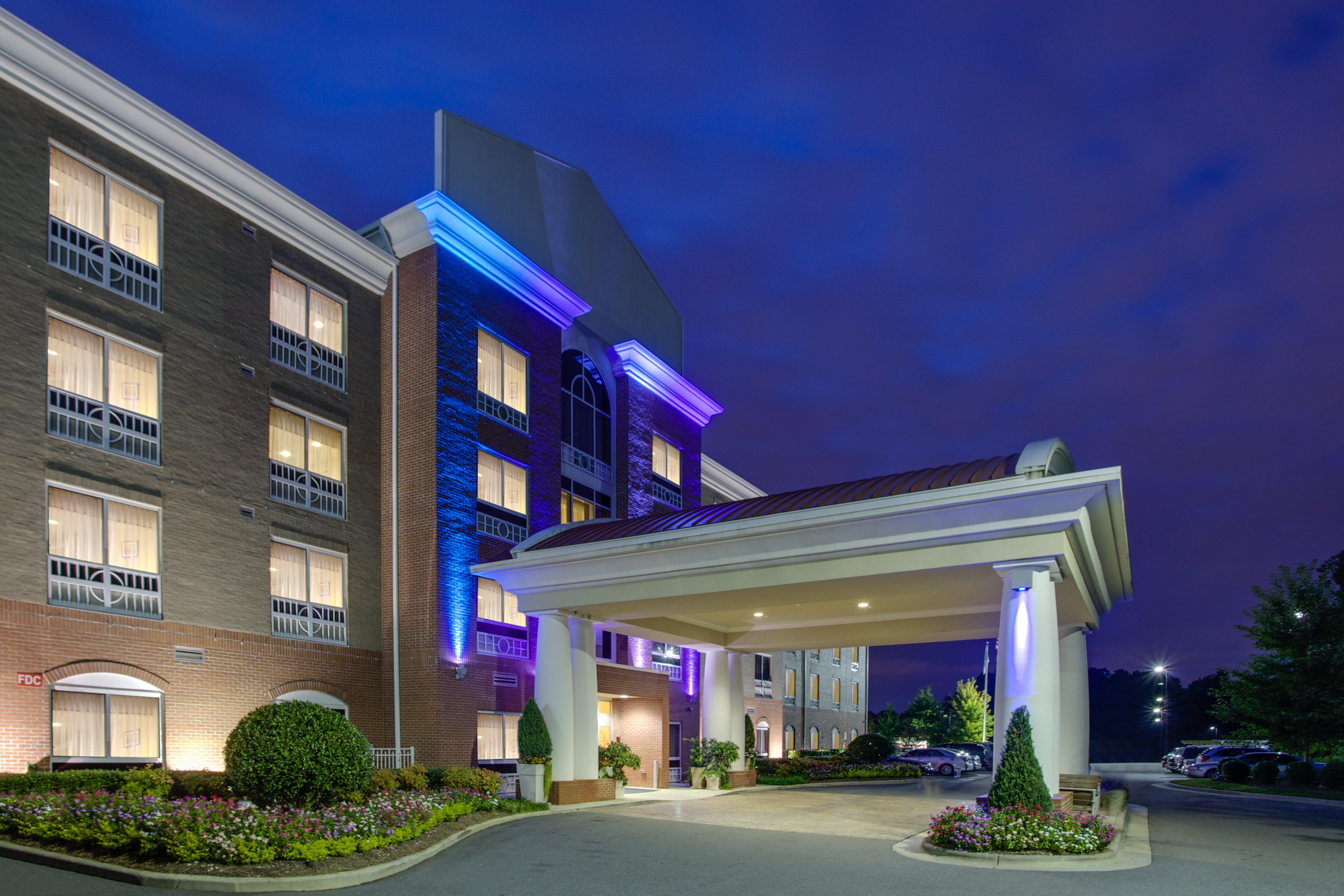 Express Southwest By Ihg Hotel 3*