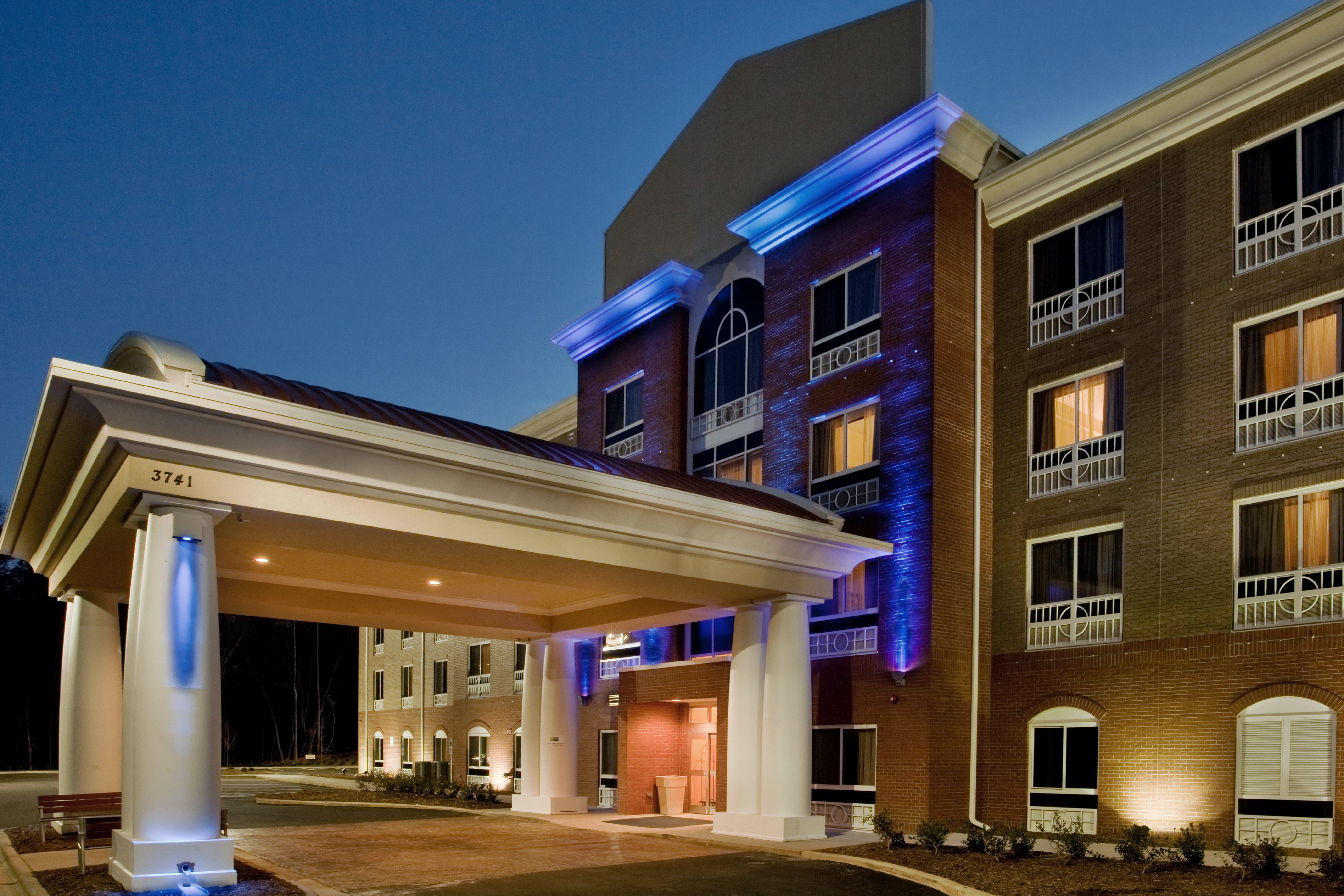 Express Southwest By Ihg 3* Raleigh