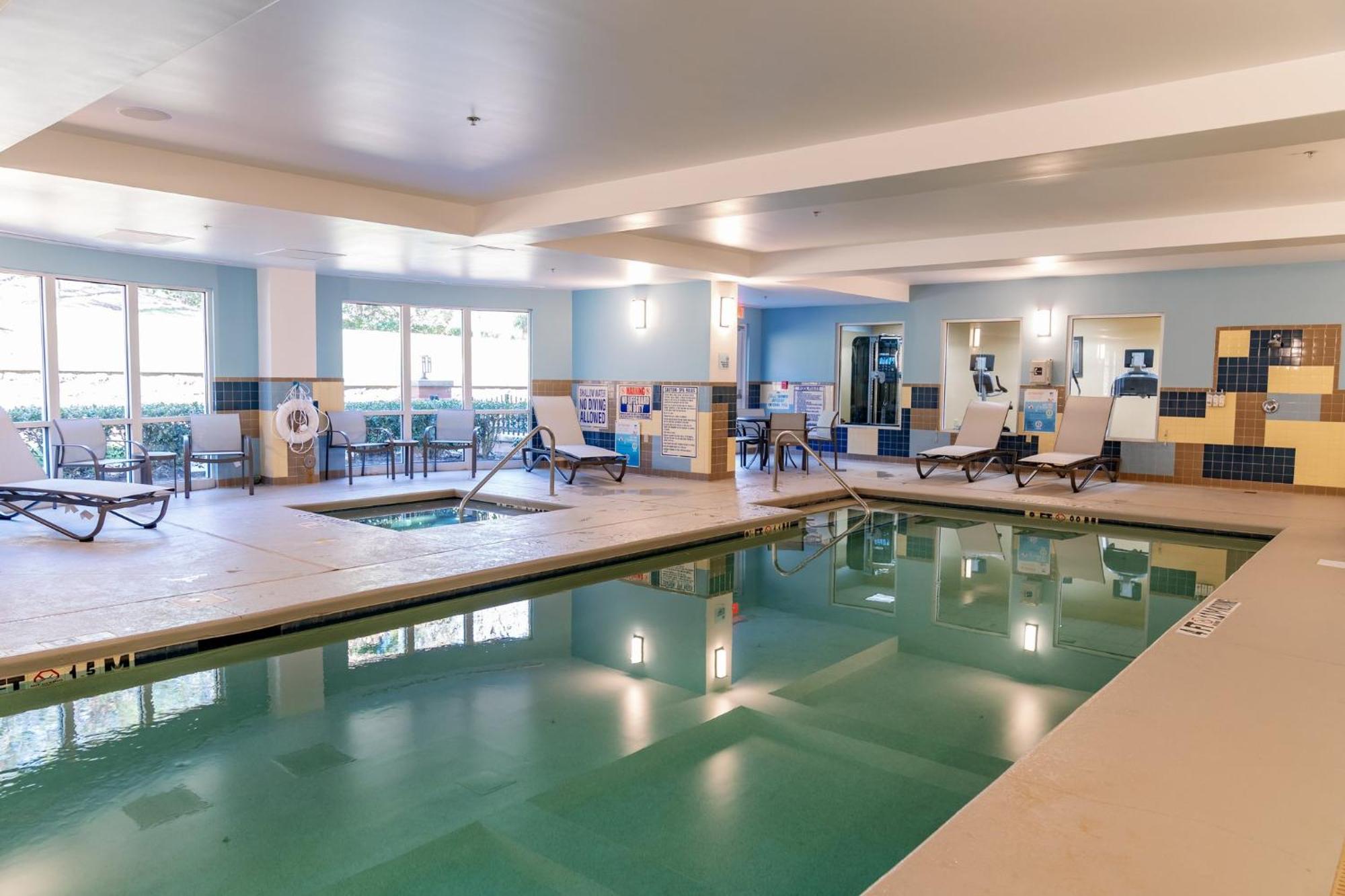 Express Southwest By Ihg 3* Raleigh