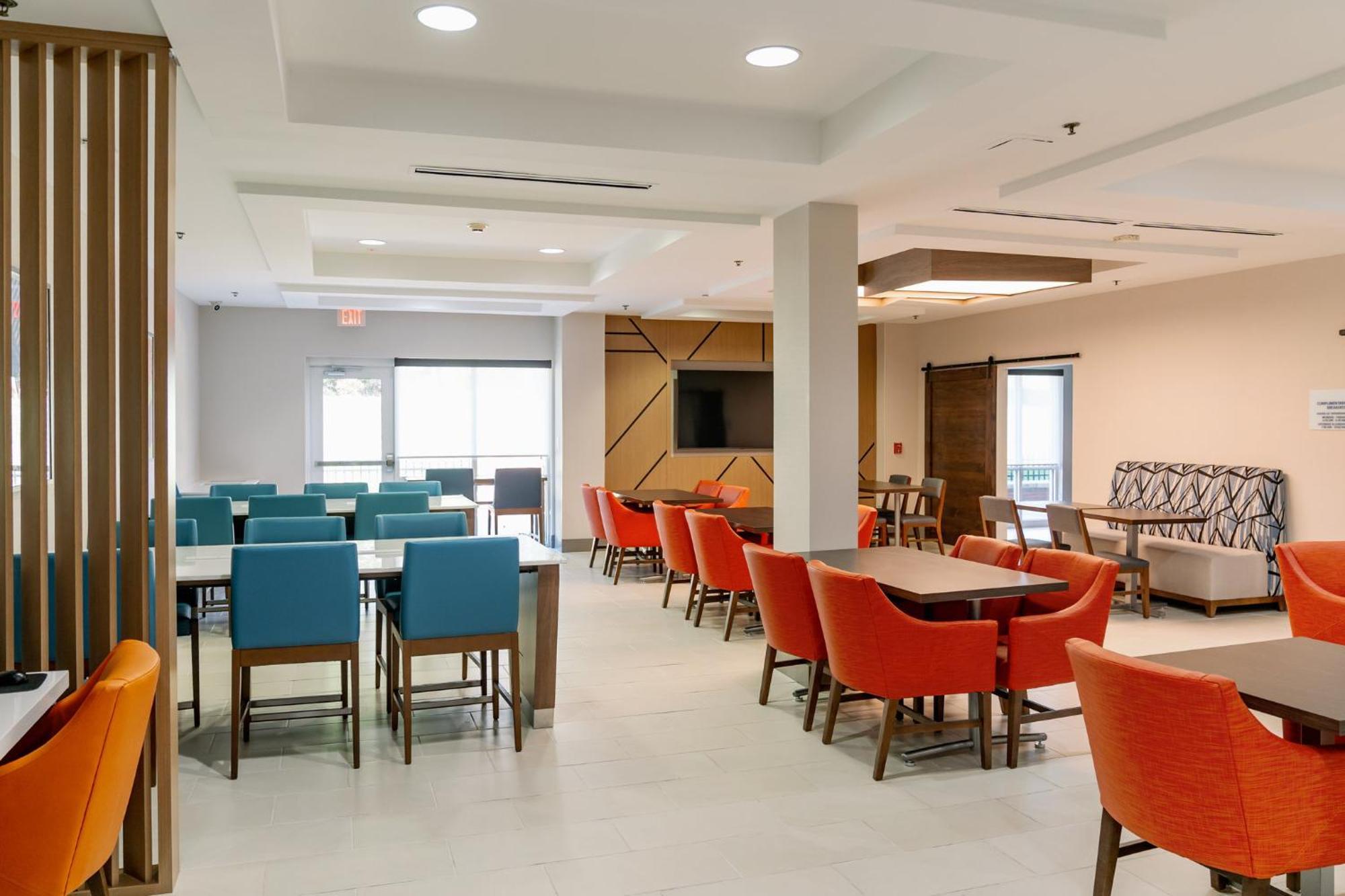 Express Southwest By Ihg Hotel
