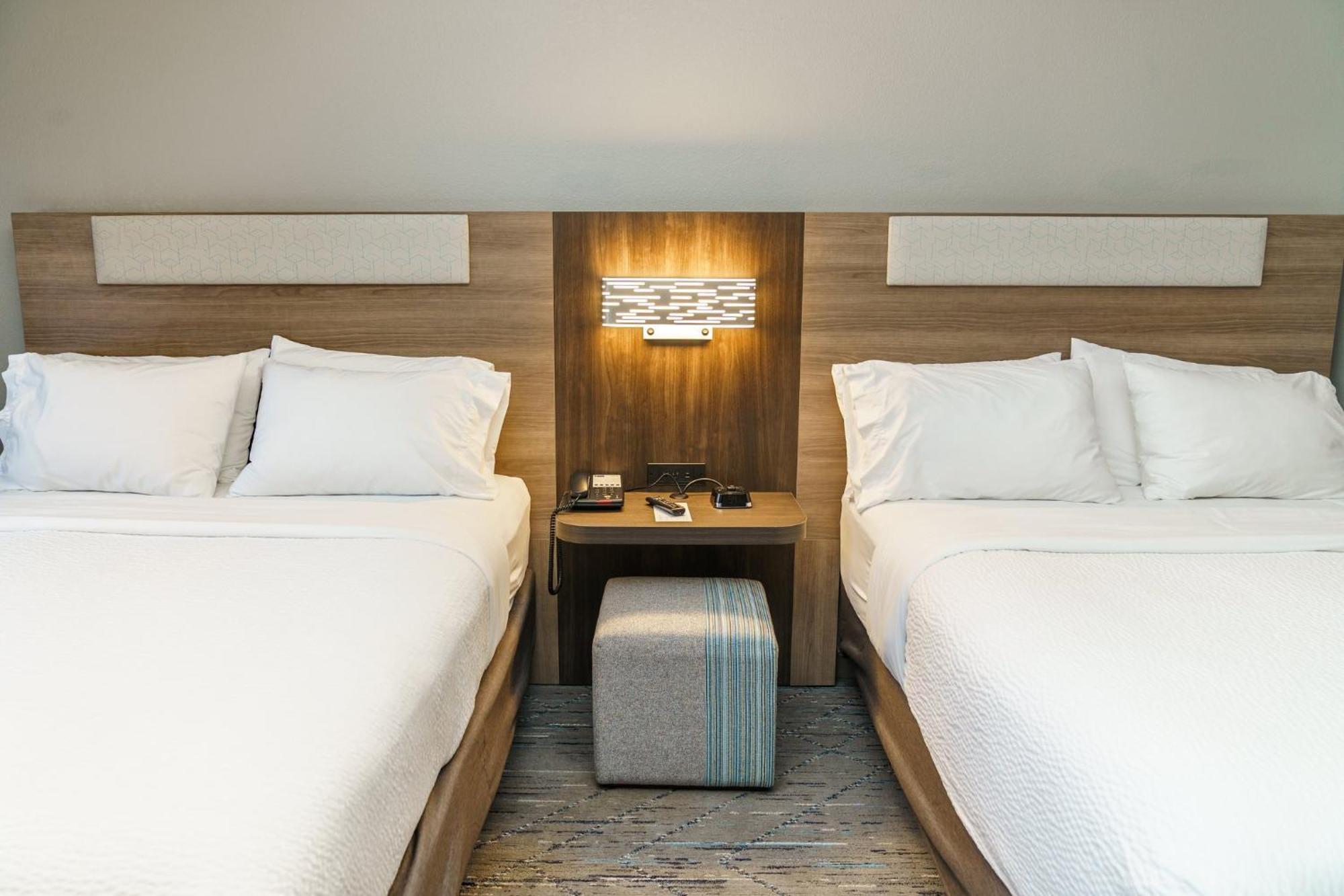 Express Southwest By Ihg Hotel